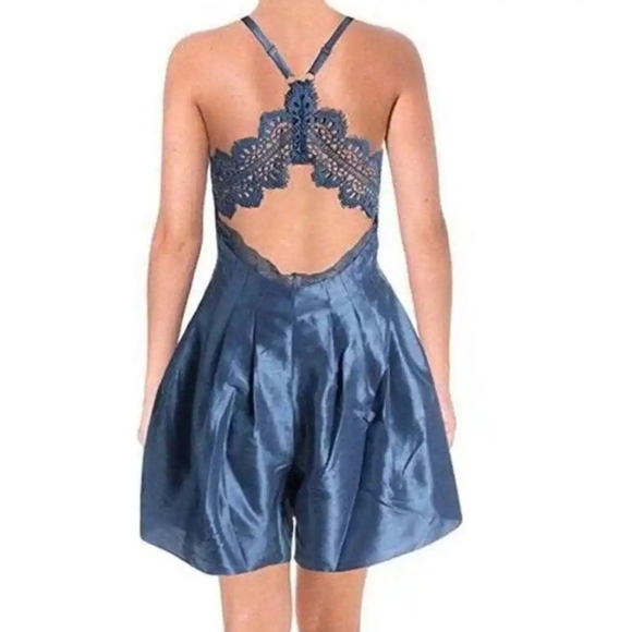 Free People Sky Blue Heart to Heart Lace Halter Neck Flare Romper NWT Size 0 - Picture 2 of 8